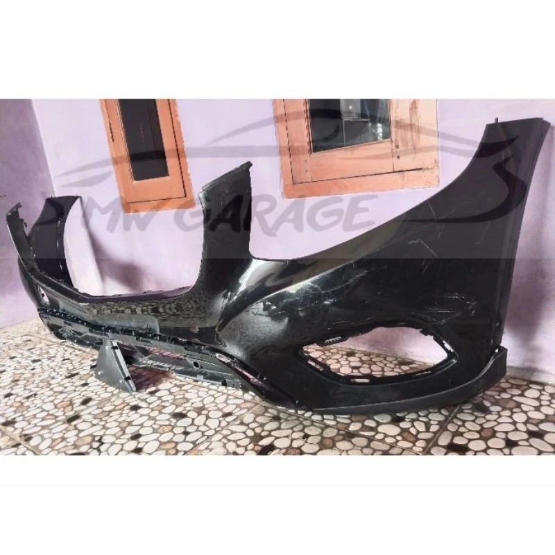Bumper depan Mercedes GLC 300 Original 2016 2017 2018 View 3