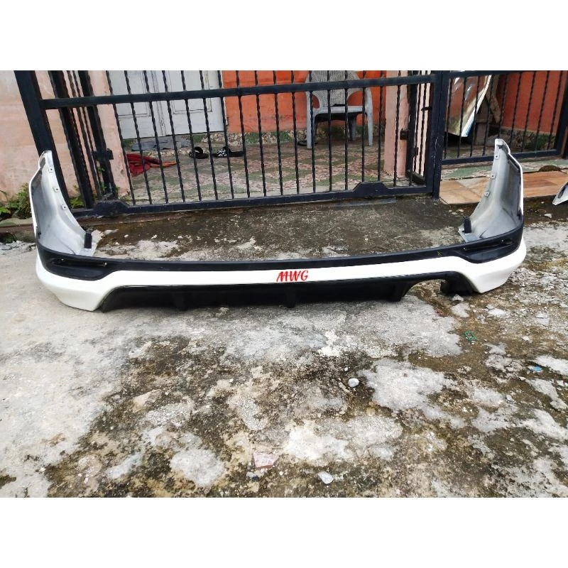 Bodykit belakang fortuner 2014 2015 TRD Set Diffuser View 2